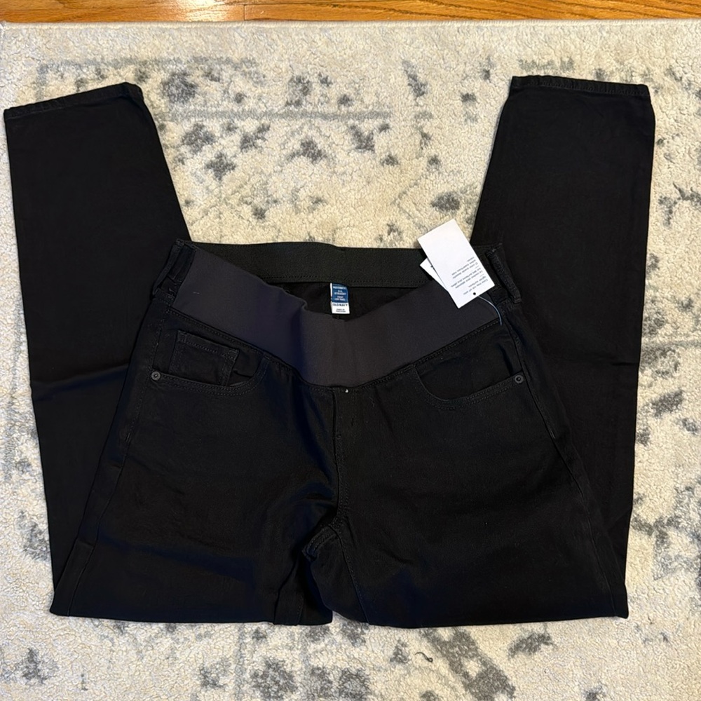 NWT Old Navy Maternity Jeans Tall / Long inseam